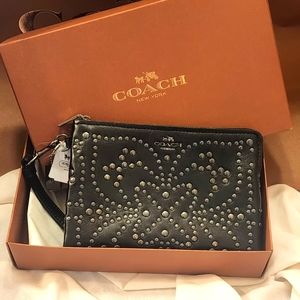 Coach MINI STUDS LARGE WRISTLET